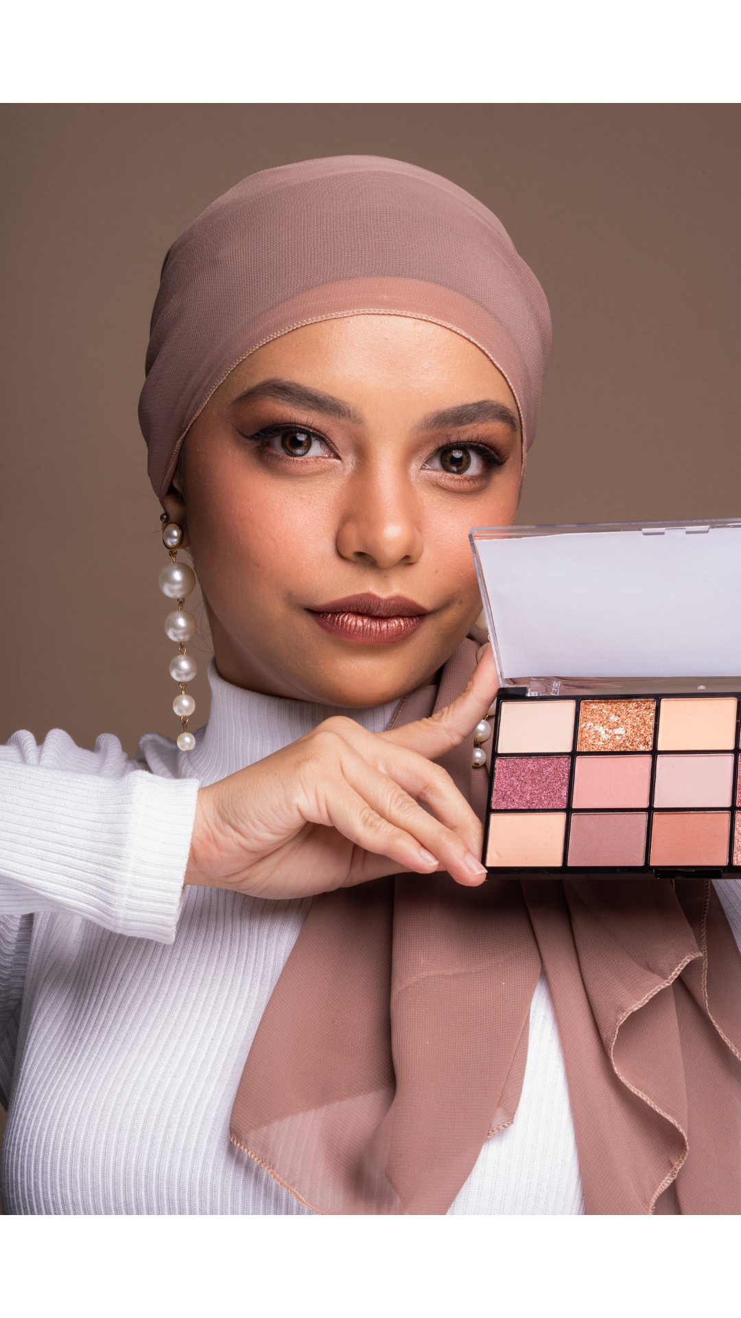 Hijab And Make Up - Combination Unlocked