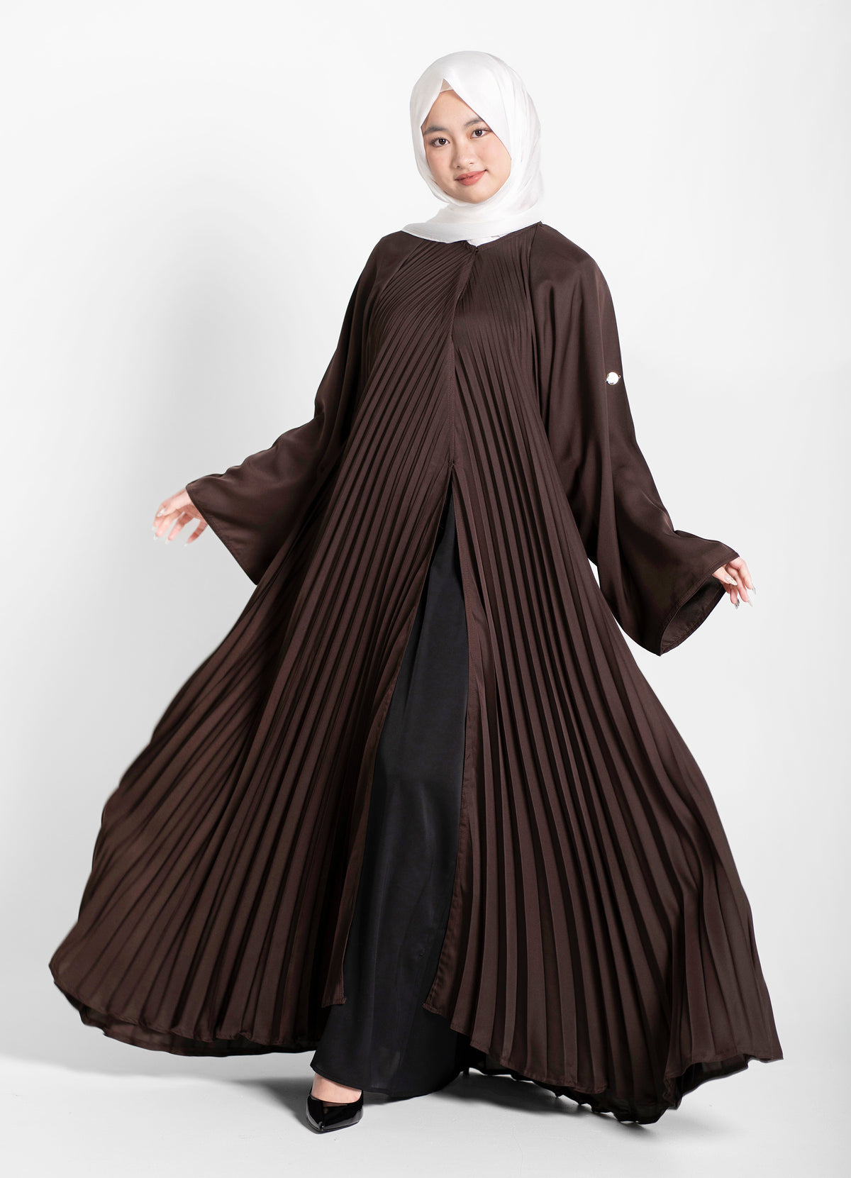 Maya Pleated Abaya