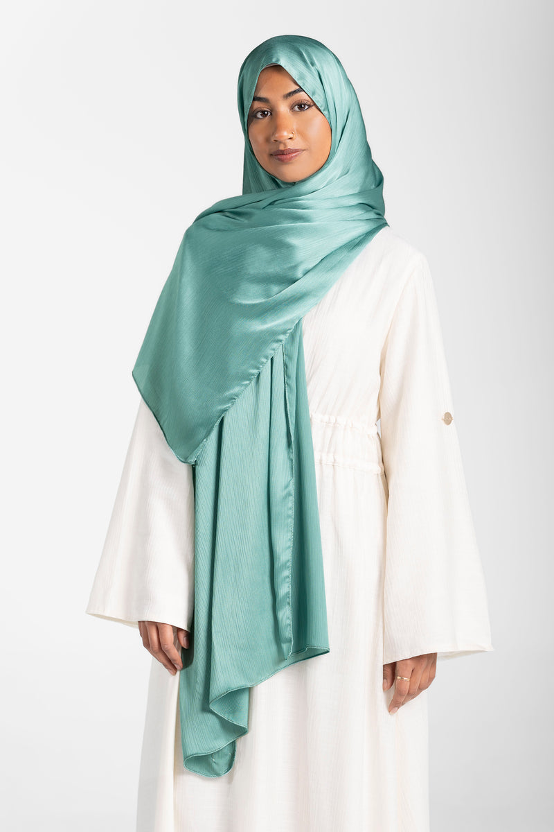 Satin Crinkle Hijab Modista Satin Crinkle Hijab Modista