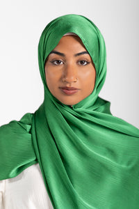 Satin Crinkle Hijab - Bold Green