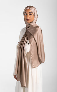 Satin Crinkle Hijab - Rust