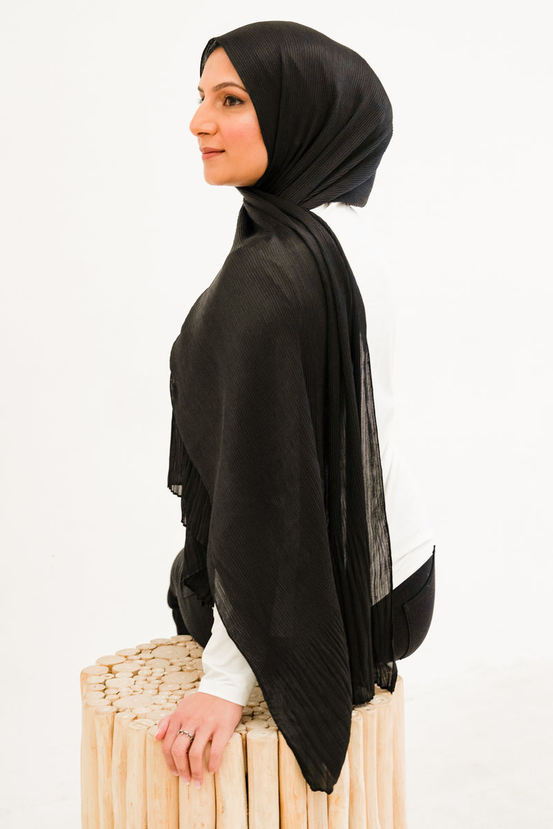 Satin Wavy Hijab - black