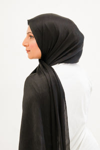 Satin Wavy Hijab - black