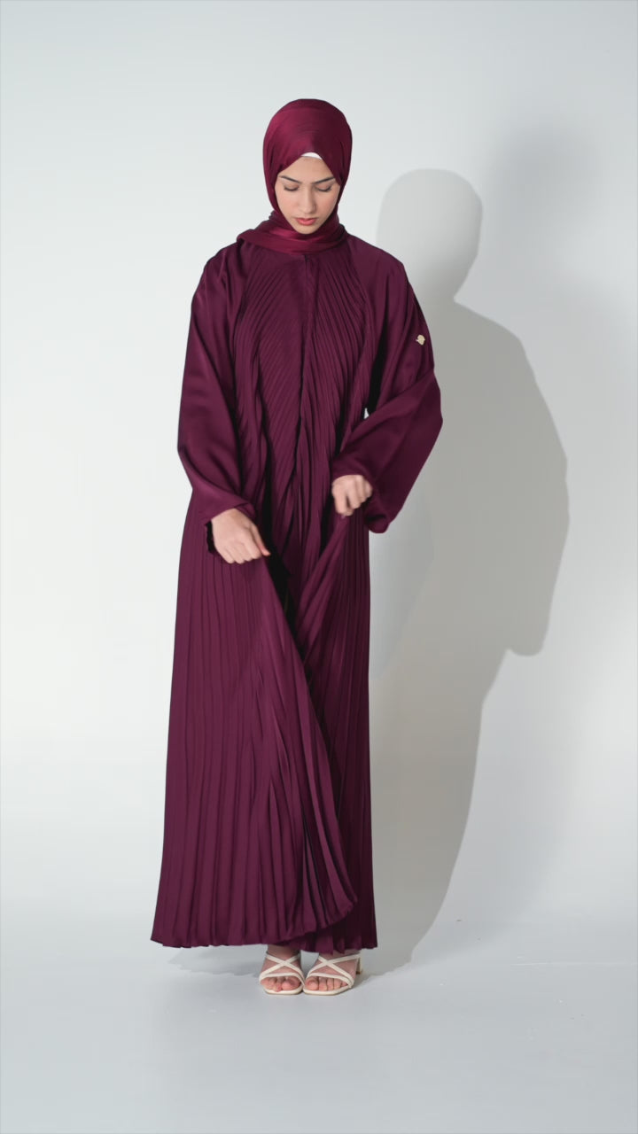 Pleated Abaya - Maroon